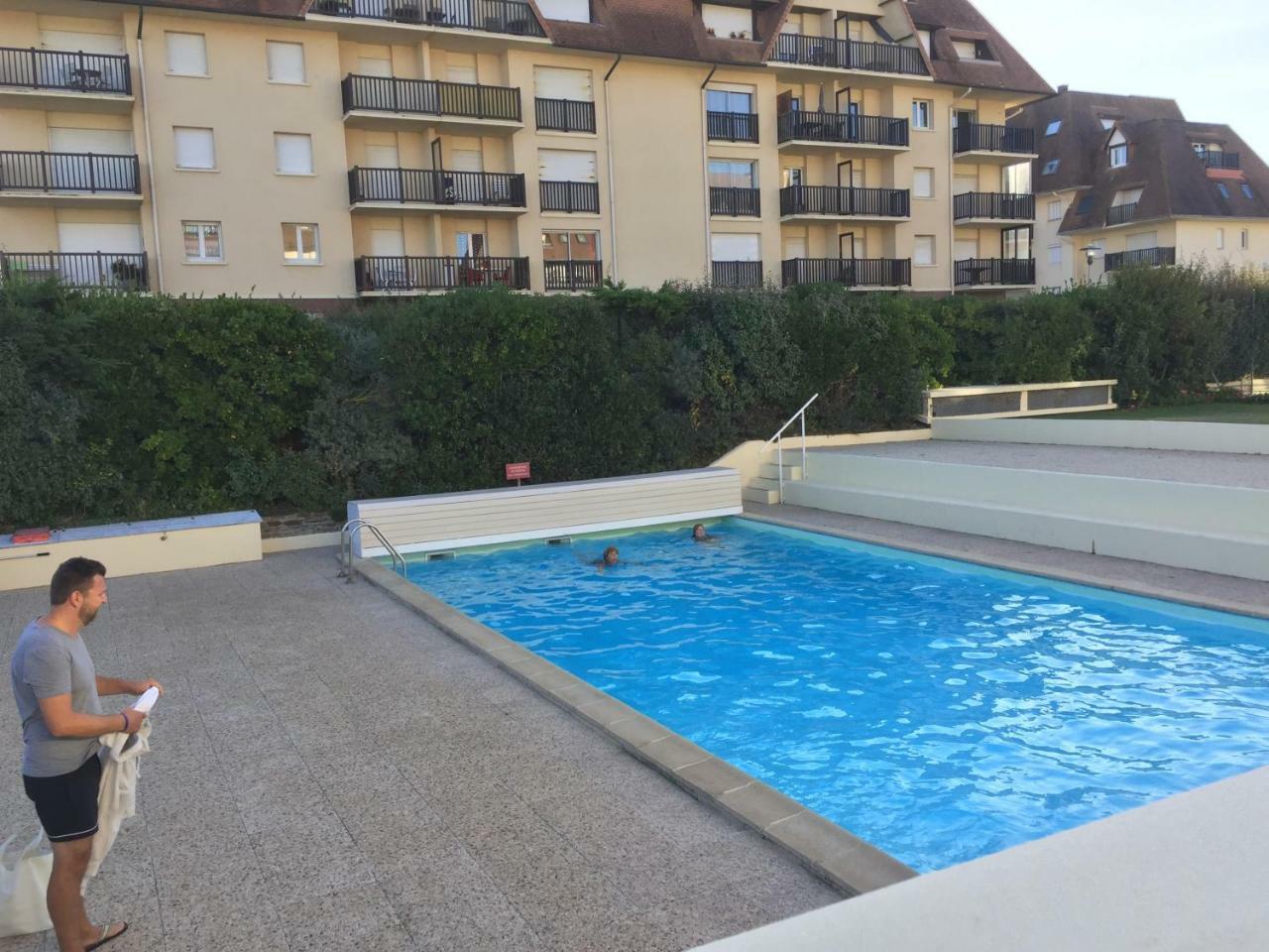 Studio Moderne Acces Plage, Piscine Et Tennis Cabourg Zewnętrze zdjęcie
